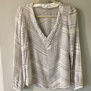 Banana Republic Silk White w/ Blue Printed & Beaded V-Neck Long Sleeve Top sz S